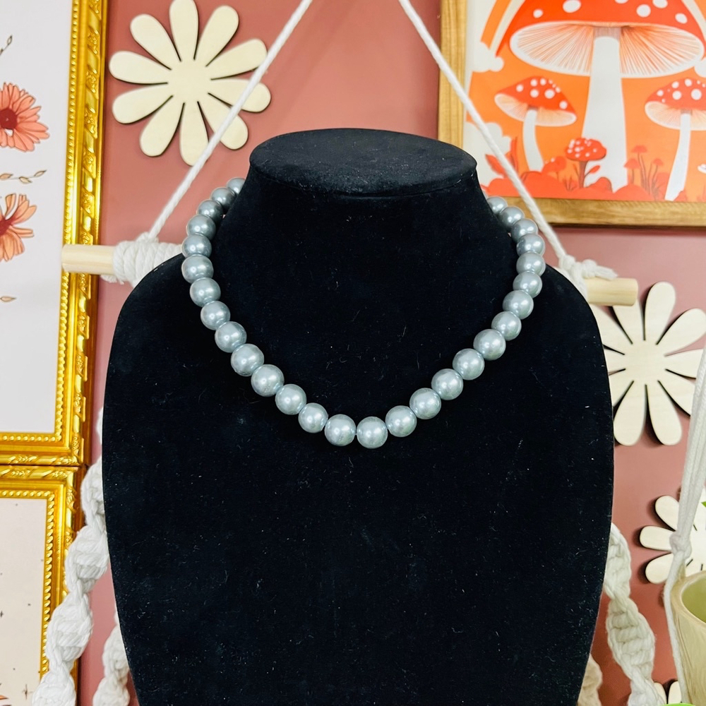 Faux Gray Pearl Necklace Beaded Collar Single‎ Strand Classic Elegant